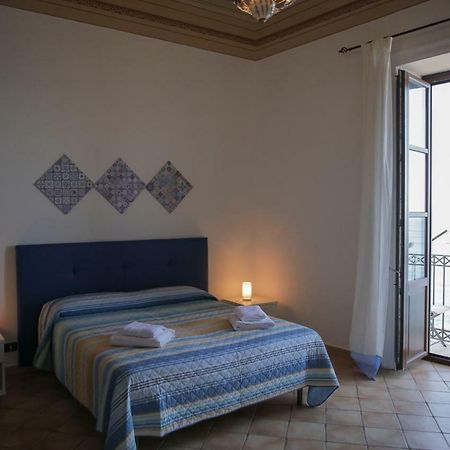 Costabella Apartment Cefalu Exterior photo