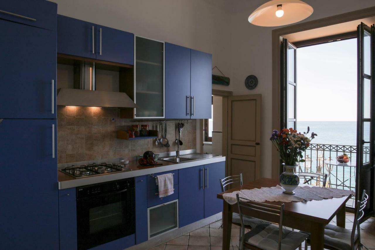 Costabella Apartment Cefalu Exterior photo