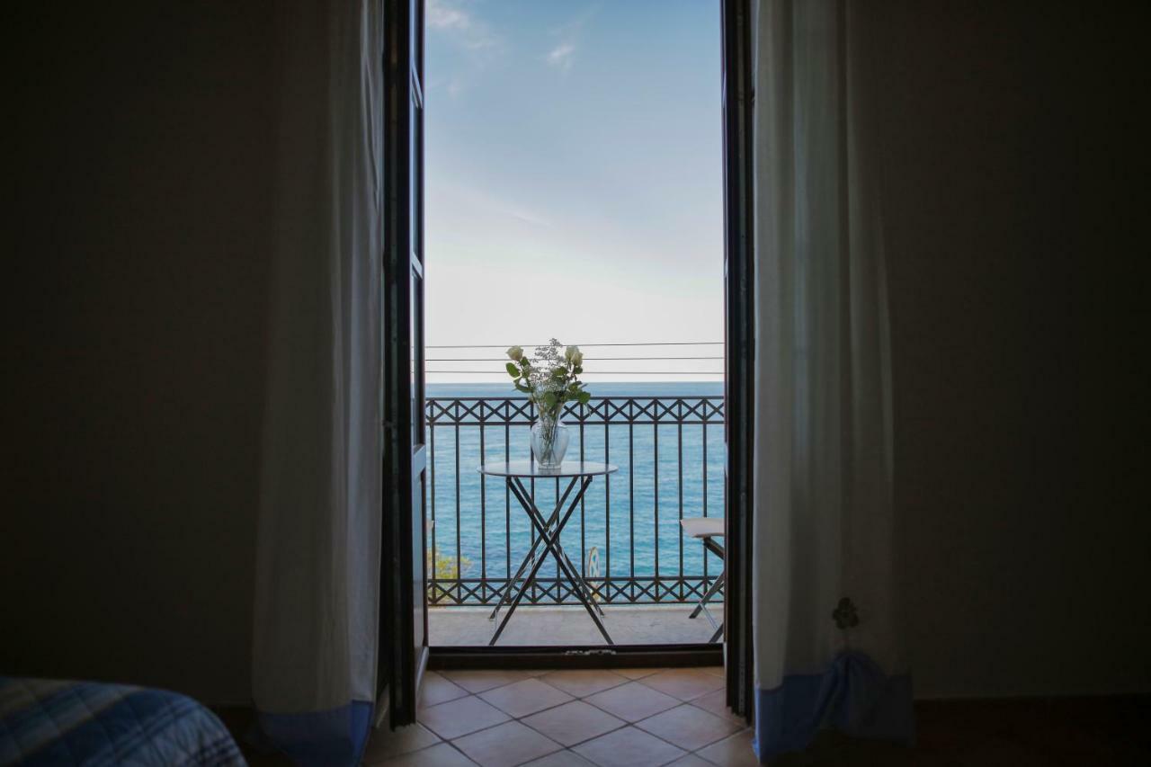 Costabella Apartment Cefalu Exterior photo